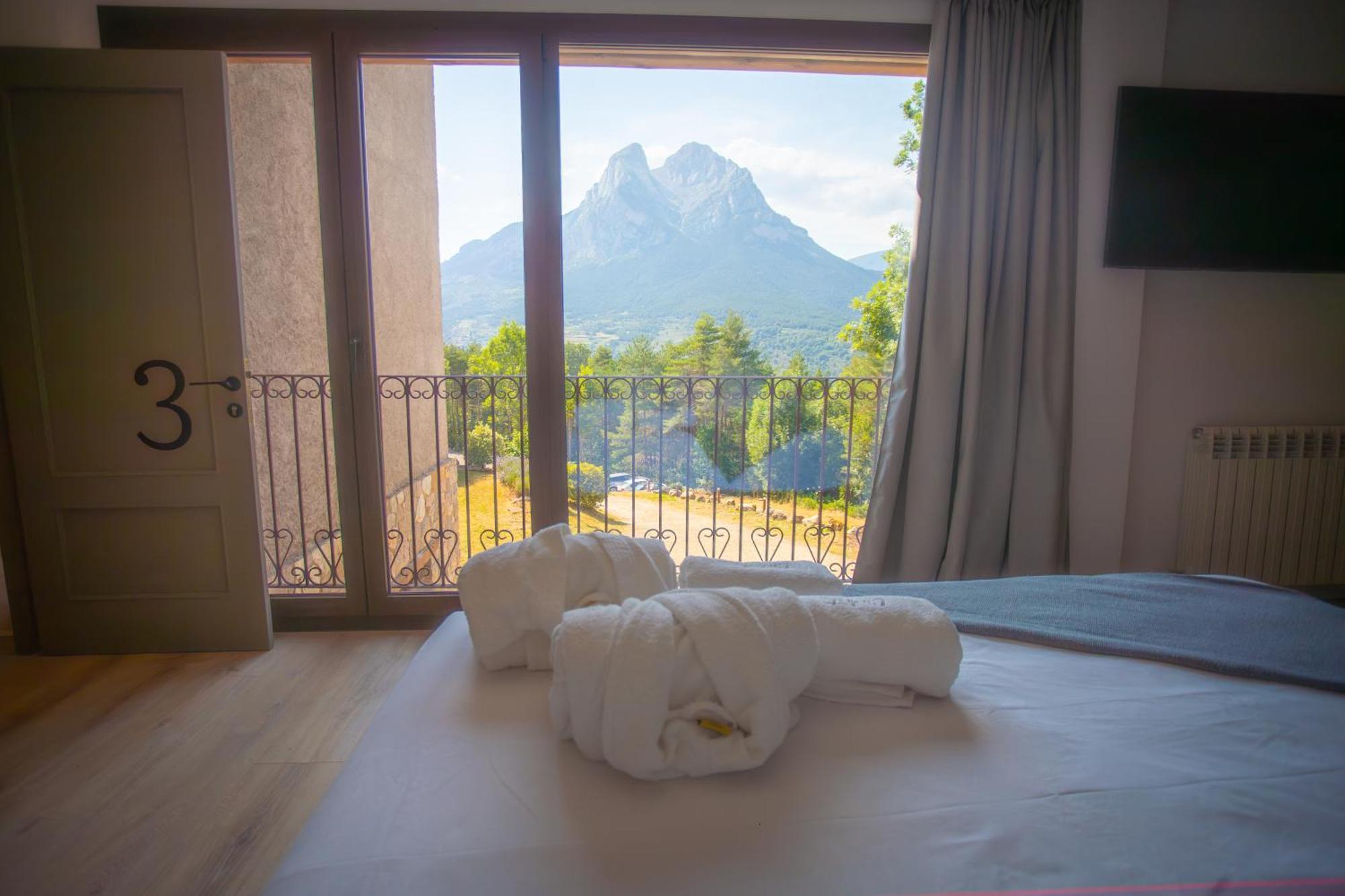 Hotel L'Indret Del Pedraforca Adults Only Saldés Exterior foto
